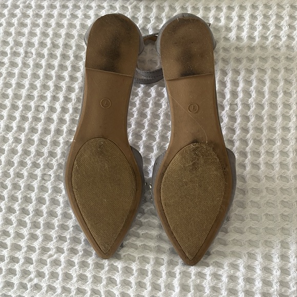Charlotte Russe Pointed Toe Flats - Picture 5 of 7